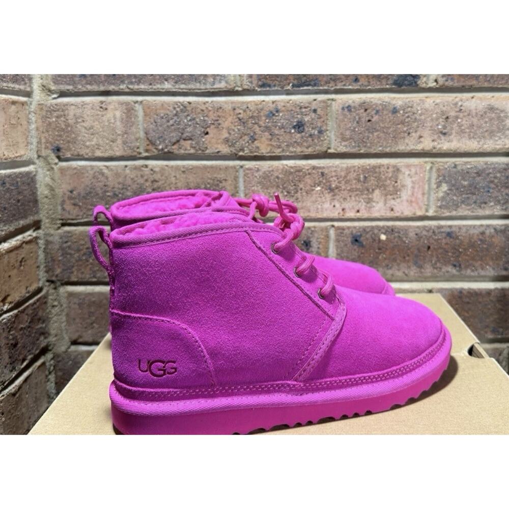 NEW UGG Neumel II Boots Grade School Pink 1017320K Size 6Y / Women's 7 - Picture 3 of 7